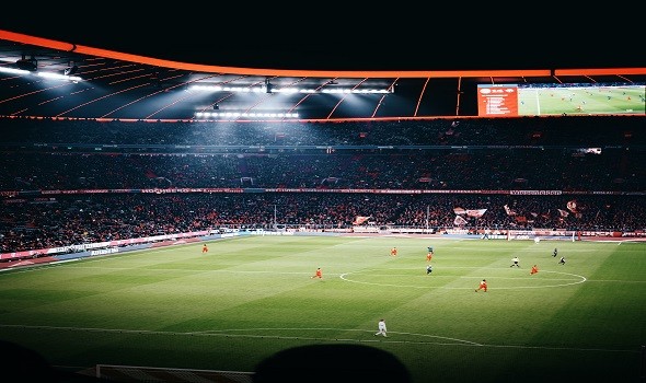 رابطة الدوري الألماني لكرة القدم تتخلى عن خطة لجلب المستثمرين