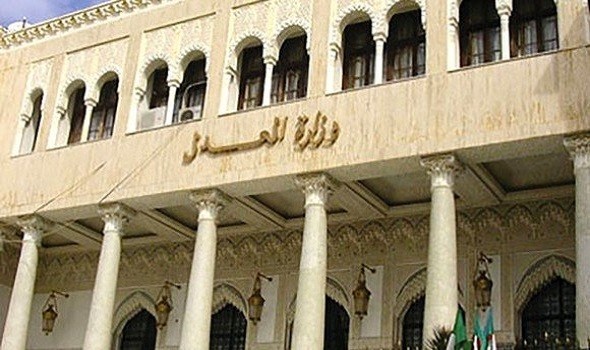  العرب اليوم - النيابة العامة توضح عقوبة التنصت على محتوى  المكالمات في الامارات