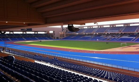  العرب اليوم - الانتهاء من فرش الأرضية العشبية لملعب نهائي كأس العالم "قطر 2022"