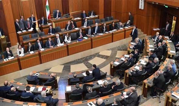 البرلمان اللبناني يقر موازنة 2022 ملبياً أحد مطالب صندوق النقد