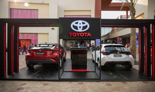 شركة تويوتا تواصل تَصْدُر مبيعات السيارات عالمياً