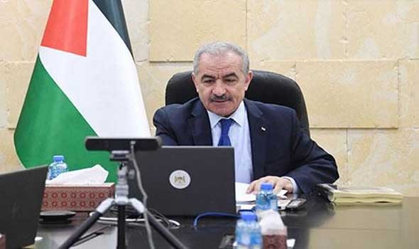أشتية يُؤكد إنه وضع استقالة الحكومة الفلسطينية تحت تصرف الرئيس محمود عباس