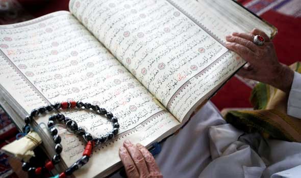 أول تعليق من مبروك عطية على وجود الإنترنت والفيسبوك في القرآن