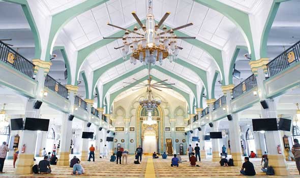  العرب اليوم - تجديد مسجد يعود تاريخة لـ 300 عام ضمن مشروع بن سلمان الحضاري في السعودية
