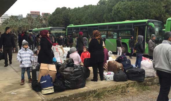  العرب اليوم - النازحون السوريون يسابقون اللبنانيين على الهجرة بسبب الأزمة في لبنان