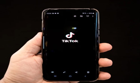  العرب اليوم - تفاصيل العثور على فيديوهات تطبيق  "تيك توك" بمساعدة الذكاء الاصطناعي
