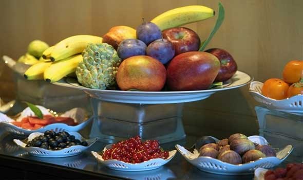  العرب اليوم - خبيرة تغذية أسترالية توضّح الفوائد الصحية لقشر الموز