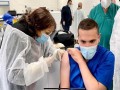  العرب اليوم - وزارة الصحة المغربية أعلنت أن أكثر من 10 ملايين شخص تلقوا الجرعة الأولى من اللقاح
