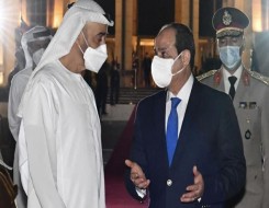  العرب اليوم - الرئيس الإماراتي يصل إلى مصر للمشاركة في قمة عربية خماسية