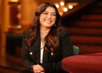  العرب اليوم - كندة علوش تحتفل بالعرض الأول لفيلمها «نزوح» في القاهرة