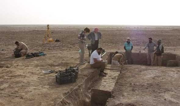  العرب اليوم - اكتشاف حفرية جديدة لديناصور يشبه الطيور في الصين مع بقايا ضفدع في معدته