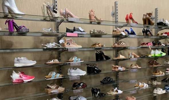 العرب اليوم - حذاء "الميول" أشهر صيحات الموضة هذا الصيف