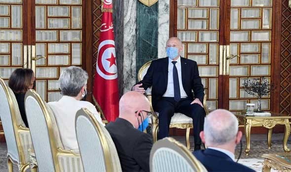  العرب اليوم - الرئيس التونسي قيس سعيد يتوعد بحملة لملاحقة الفساد المالي والإداري