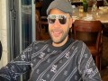  العرب اليوم - محمد إمام يشارك فيديو طريف لوالده مع أحد معجباته