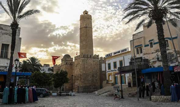  العرب اليوم - مجتمع رجال الأعمال التونسي يعرض خطة إنعاش اقتصادي من 10 نقاط