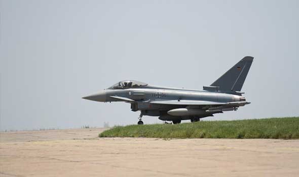  العرب اليوم - تمرين عسكري للقوات الجوية الإماراتية و وحدات من القوات الجوية المصرية