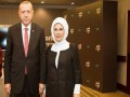  العرب اليوم - أردوغان يكشف سبب عدم مرافقة زوجته له خلال زيارته للإمارات