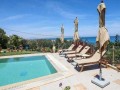  العرب اليوم - أشهر فنادق شهر العسل المُطلة على شاطئ البحر في ميكونوس اليونانية