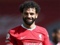  العرب اليوم - محمد صلاح يُهدي ريزيجيه جائزة أفضل لاعب في لقاء مصر وبلجيكا