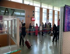  العرب اليوم - مطار لندن جاتويك يقلص عملياته بسبب الإجازات المرضية في برج المراقبة