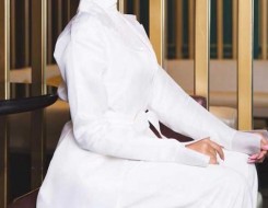  العرب اليوم - نصائح لارتداء اللون الأبيض في الخريف