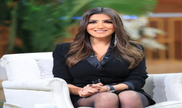 مي عمر تعلق على حصدها لقب أفضل ممثلة مصرية في استفتاء المركز المصري للأبحاث