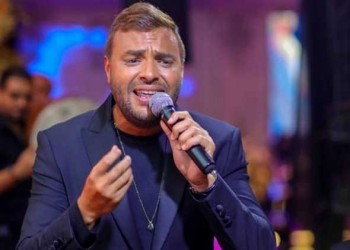  العرب اليوم - رامي صبري يطرح أحدث أغانيه ووالدته تدعمه برسالة مؤثرة