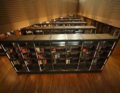  العرب اليوم - أكبر مكتبة عائمة ترسو في مرفأ بيروت