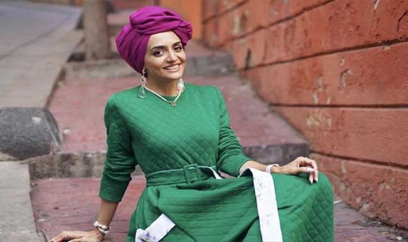  العرب اليوم - أزياء باللون الأخضر للمحجبات لإطلالة فخمة ومظهر مميز