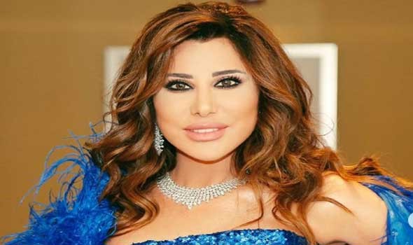  العرب اليوم - نجوى كرم تتخطى نصف مليون مشاهدة بأحدث أغانيها "ساعة بيضا"