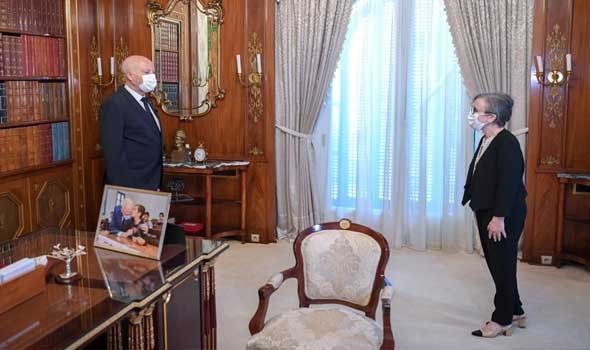  العرب اليوم - الرئيس قيس سعيد يَستقبل رئيسة الحكومة ووزير الداخلية