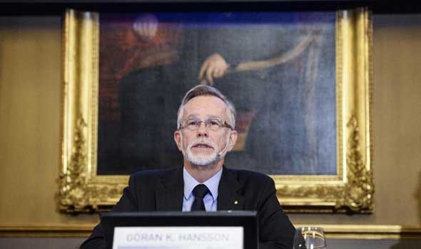 تركيا تحقق مع روائي حائز على جائزة نوبل بتهمة إهانة مؤسس تركيا الحديثة