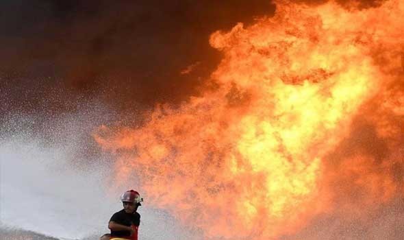  العرب اليوم - قتيلان في حريق في كاليفورنيا هو الأكبر هذا العام يجتاح مساحات جافة مدمرًا منازل