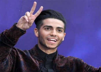  العرب اليوم - مينا مسعود يؤكد أن فيلم في عز الضهر يعكس رحلته الشخصية ويعترف بصعوبة اللهجة المصرية