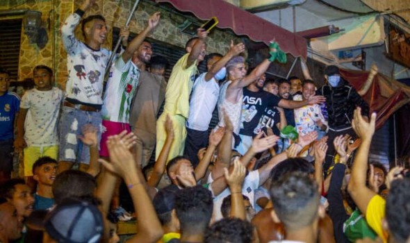  العرب اليوم - أحداث شغب في الدار البيضاء تعيد ملف ألتراس الرجاء والوداد إلى الواجهة