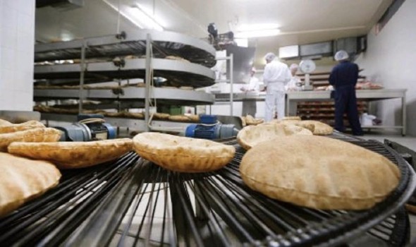  العرب اليوم - الحصول على "رغيف الخبز" هَمٌّ يومي يُؤرِّق حياة السوريين