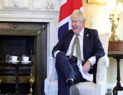  العرب اليوم - رئيس الوزراء البريطاني يجري اتصالاً بالرئيس الفرنسي