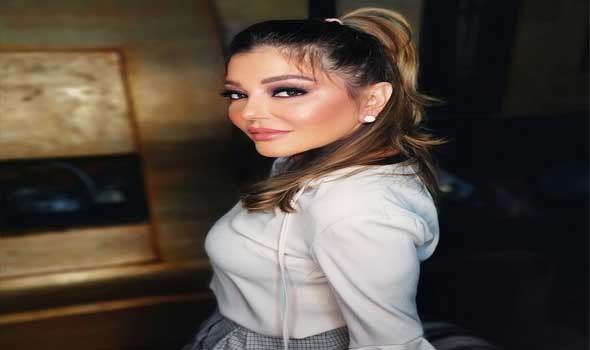  العرب اليوم - الديفا سميرة سعيد تطرح برومو كليب "زعلنا من بعض"