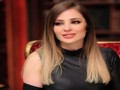  العرب اليوم - سقوط الإعلامية وفاء الكيلاني على الدرج  قبل حفل "Joy Awards "