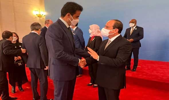 أمير قطر يتصل بالرئيس المصري عبد الفتاح السيسي