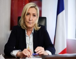  العرب اليوم - لوبن تقر بهزيمتها أمام ماكرون في الانتخابات الفرنسية