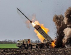  العرب اليوم - روسيا تصعّد ضرباتها على كييف وبريطانيا تؤكد أن هجوم أوكرانيا المضاد في خيرسون يزداد قوة