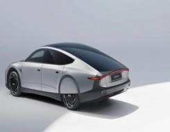  العرب اليوم - تصميم جديد لسيارة تعمل بالطاقة الشمسية تسير على 3 عجلات