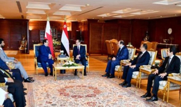  العرب اليوم - العاهل البحريني يستقبل الرئيس السيسي في قصر الصخير
