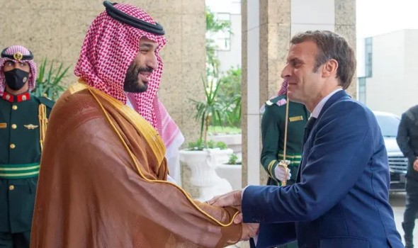  العرب اليوم - بن سلمان يفتح أمام ماكرون تنشيط الدور الفرنسي في المنطقة وتعزيز الشراكة السعودية- الفرنسية