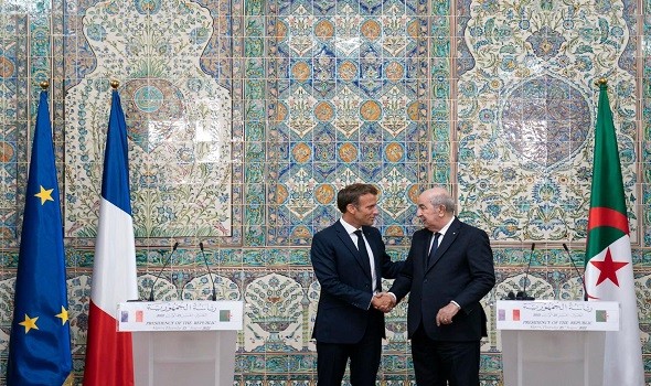  العرب اليوم - الرئيس الفرنسي يختتم زيارته للجزائر وسط انتقادات