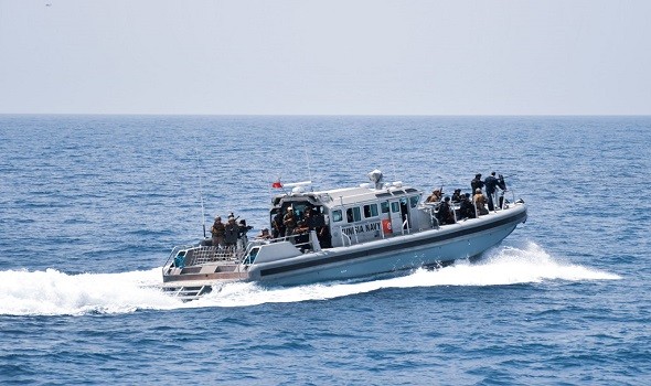 البحرية التونسية تنقذ نحو 200 مهاجر قبالة سواحل البلاد