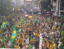 العرب اليوم - أنصار الرئيس السابق جايير بولسونارو يقتحمون مقر البرلمان في العاصمة برازيليا