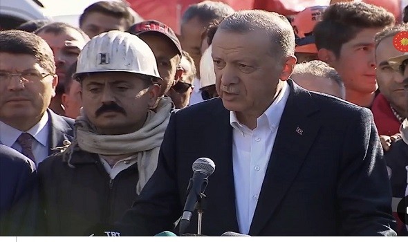 إنتهاء عمليات الإنقاذ و أردوغان يعلن مقتل ٤١  شخصاً في  إنهيار منجم