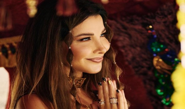  العرب اليوم - نانسي عجرم تحق رقمًا قياسيًا في عام 2023 بأغنيتي «تيجي ننبسط» و«حبك سفاح»